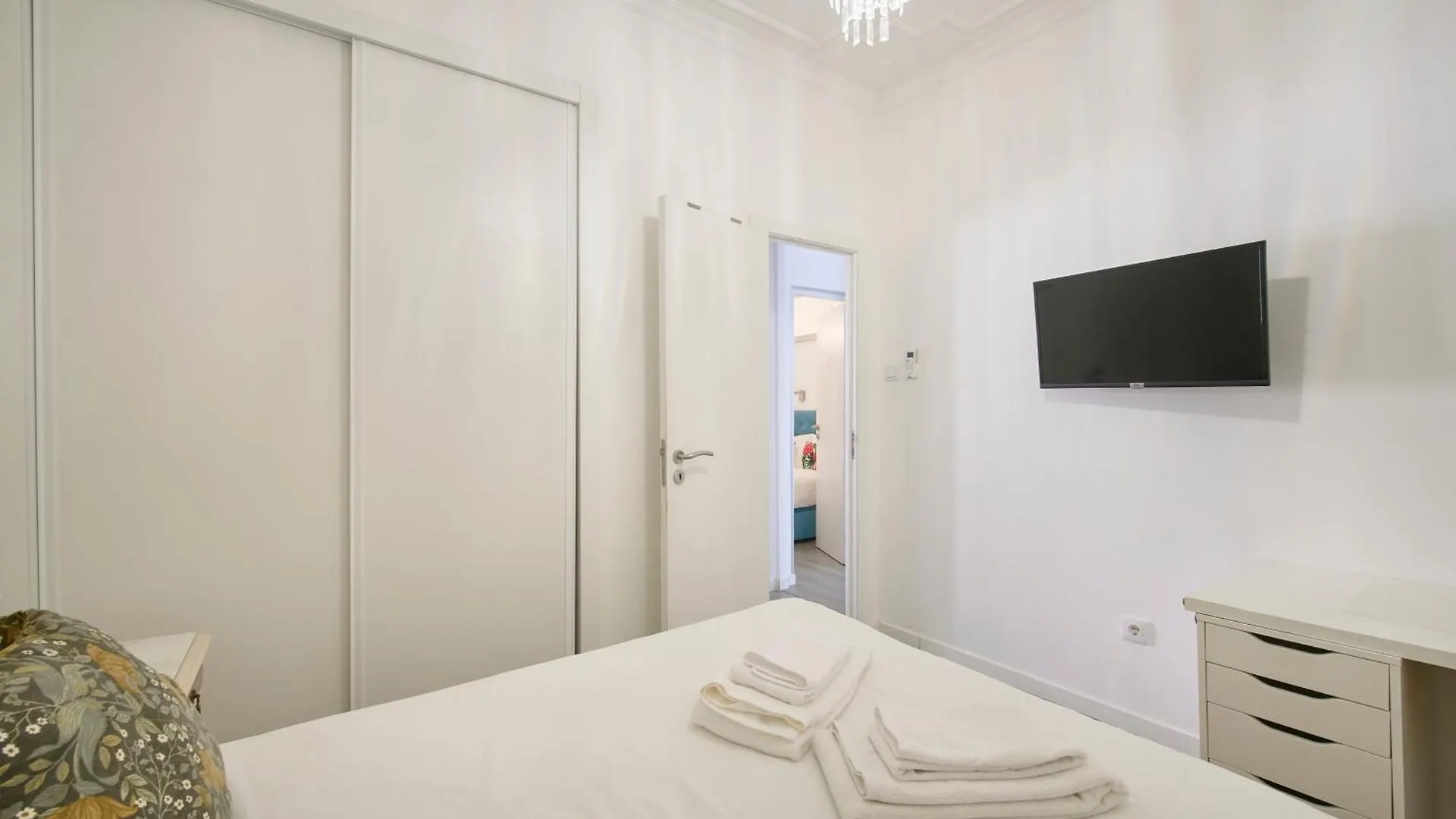 New 3 Bedroom Flat With River On Sight @Alameda リスボン