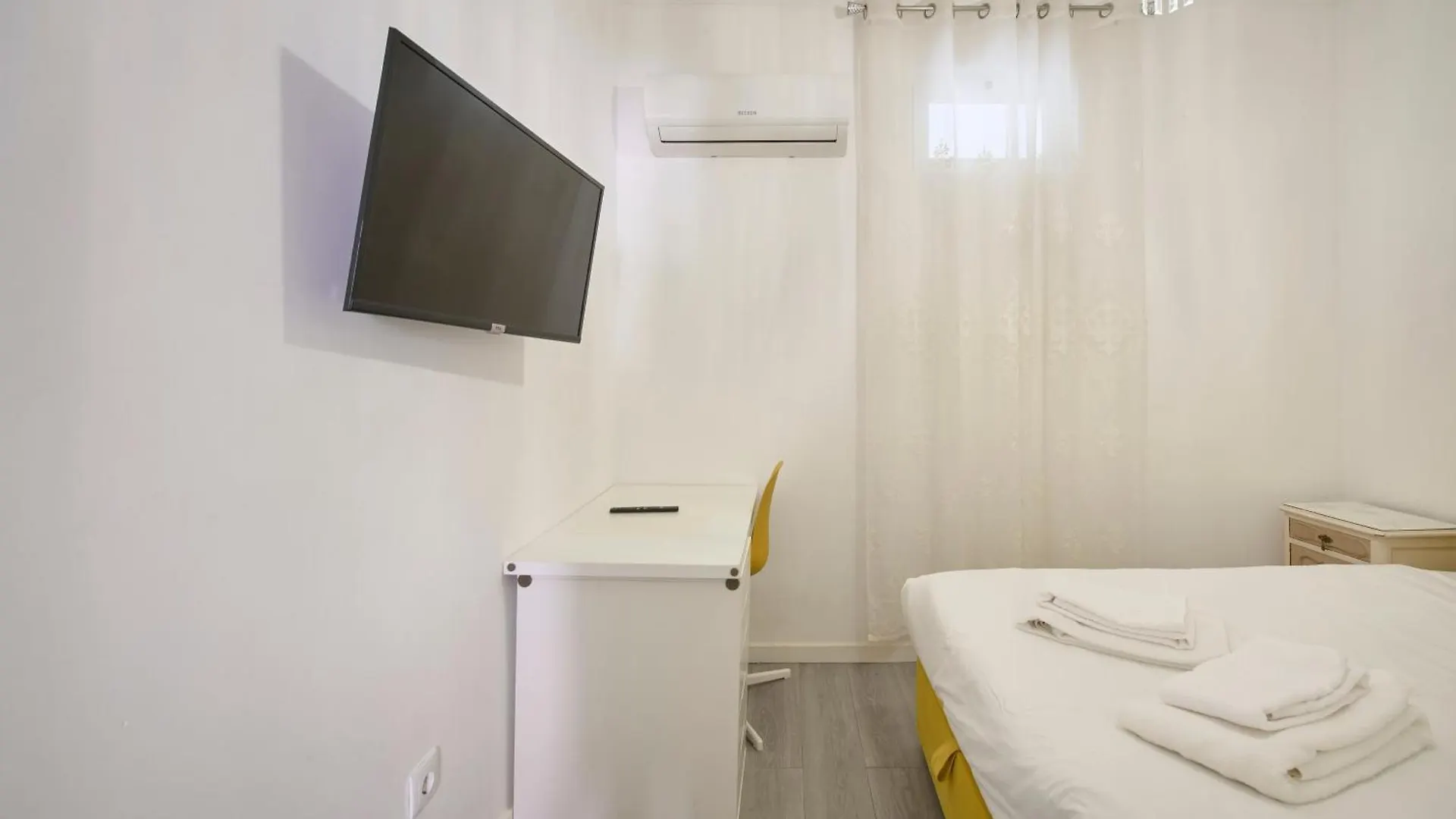 New 3 Bedroom Flat With River On Sight @Alameda リスボン ポルトガル